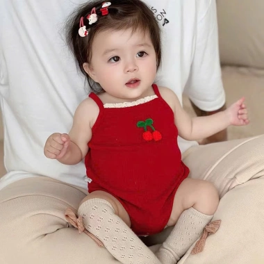 Bodysuit Bé Gái Pig BeBe 2 Dây Cherry Đỏ 3-12kg Đồ Liền Thân Giá Ưu Đãi 88.999₫ 4