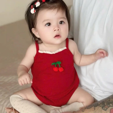 Bodysuit Bé Gái Pig BeBe 2 Dây Cherry Đỏ 3-12kg Đồ Liền Thân Giá Ưu Đãi 88.999₫ 5