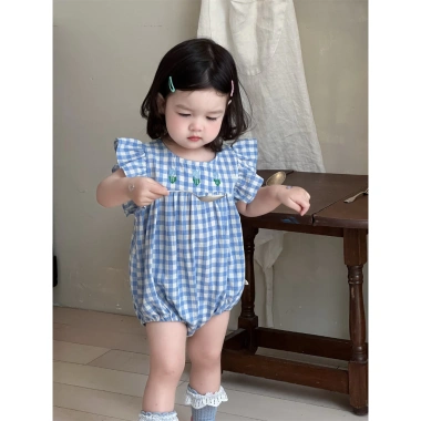 Bodysuit caro bé gái mùa hè F90 siêu dễ thương - Giá ưu đãi 259.600 VND 2 Bodysuit caro bé gái mùa hè F90 siêu dễ thương - Giá ưu đãi 259.600 VND 2