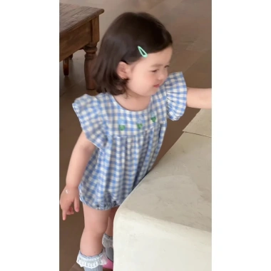 Bodysuit caro bé gái mùa hè F90 siêu dễ thương - Giá ưu đãi 259.600 VND 4 Bodysuit caro bé gái mùa hè F90 siêu dễ thương - Giá ưu đãi 259.600 VND 4