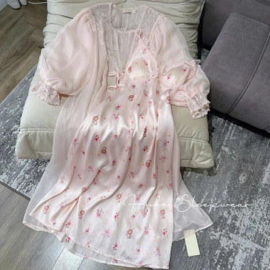 Cao cấp váy ngủ lụa kèm áo choàng ren hoa nhí lyly dài tiểu thư QC loại 1 Xíu Sleepwear 9 Cao cấp váy ngủ lụa kèm áo choàng ren hoa nhí lyly dài tiểu thư QC loại 1 Xíu Sleepwear 9