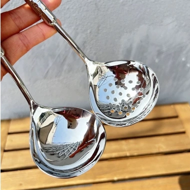 Cặp muỗng Chockmen cán tròn khắc vân inox 18/10 - Muỗng ăn lẩu, múc canh, chỉ 129k