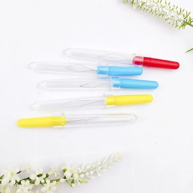 Cây xỏ kim chỉ hổ trợ - Xỏ chỉ nhanh, tiện lợi, giá 10.000₫ (giá gốc 13.000₫)