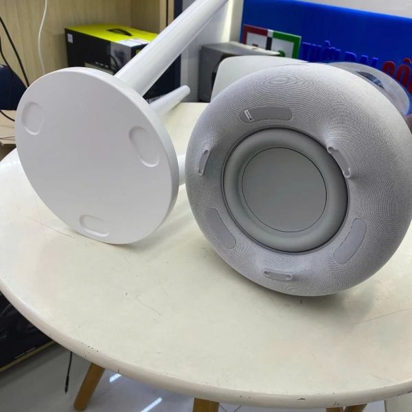Trải nghiệm thực tế khi dùng chân để loa Harman Kardon Aura Studio 1‑4 giá 175.000đ