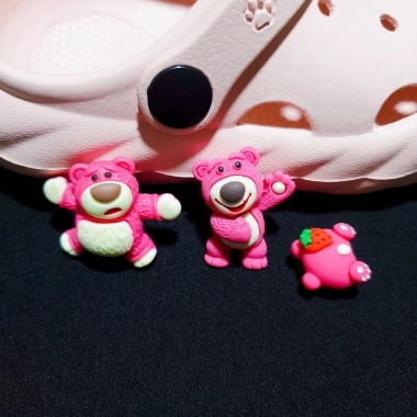 Charm Gấu Dâu Pink Bear xinh xắn DIY ốp điện thoại, kẹp tóc, gắn dép crosc - 8.500₫
