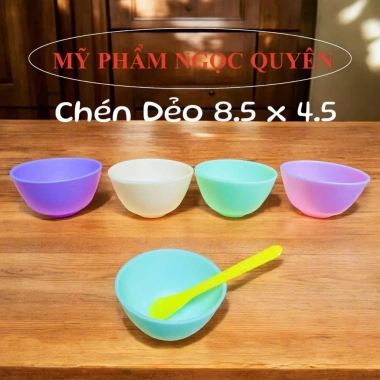 Chén dẻo silicon loại nhỏ pha mặt nạ kèm muỗng - Giá chỉ 20.000 VND, giảm mạnh 4 Chén dẻo silicon loại nhỏ pha mặt nạ kèm muỗng - Giá chỉ 20.000 VND, giảm mạnh 4