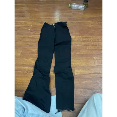 Combo 1 váy 1 quần size S giá 20.000 - Thời trang trẻ em phong cách, giảm giá hấp dẫn