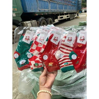 Combo 10 Đôi Tất Noel Bé 1-12 tuổi - Giá ưu đãi 71.000 VNĐ, giảm tới 16.3% 5
