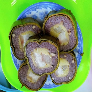 "Combo Bánh Tét Nhân Lá Cẩm Chuối 3 Đòn Giảm Giá - Bánh Tét Lá Cẩm Mại Cần Thơ 270k" 3