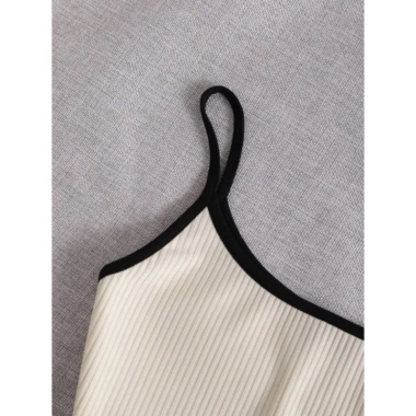 CROPTOP 2 Dây Viền Đen Cực Xinh - Giá Gốc 103.513₫, Giảm còn 79.625₫ - Thời Trang Nữ Sang Trọng 3 CROPTOP 2 Dây Viền Đen Cực Xinh - Giá Gốc 103.513₫, Giảm còn 79.625₫ - Thời Trang Nữ Sang Trọng 3