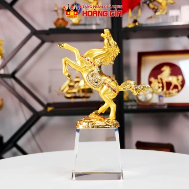 Cúp Vinh Danh Ngựa ThiênThần 2.026 - Cúp Mã Đáo Thành Công Pha Lê Mạ Vàng Cao Cấp, Quà Tặng Hoàng Gia, Giá chỉ 690.000₫ 3