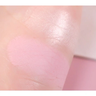DAISO TAG Mood Blush Beam 2 trong 1 Blush & Glow - Má mềm, màu Fair Mauve, hương hoa oải hương, san hô trần 5 DAISO TAG Mood Blush Beam 2 trong 1 Blush & Glow - Má mềm, màu Fair Mauve, hương hoa oải hương, san hô trần 5