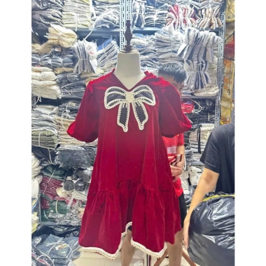 Đầm babydoll nhung tay rộng ngắn, đính nơ lớn, cột eo dây, viền ren - Giá 215.025đ 2