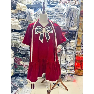 Đầm babydoll nhung tay rộng ngắn, đính nơ lớn, cột eo dây, viền ren - Giá 215.025đ 3