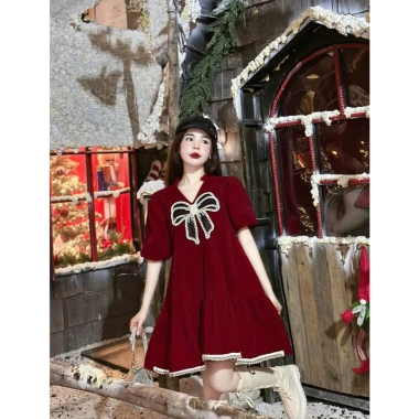 Đầm babydoll nhung tay rộng ngắn, đính nơ lớn, cột eo dây, viền ren - Giá 215.025đ 5