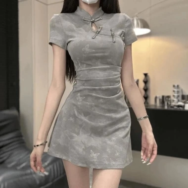 Đầm ngắn xếp ly mỏng phong cách Trung Hoa, sườn xám, khóa cải tiến - giảm giá 22% 2 Đầm ngắn xếp ly mỏng phong cách Trung Hoa, sườn xám, khóa cải tiến - giảm giá 22% 2