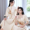 Đầm phù dâu sườn xám mỏng nhẹ, sang trọng cho cô dâu và nhóm cưới mùa xuân hè 4