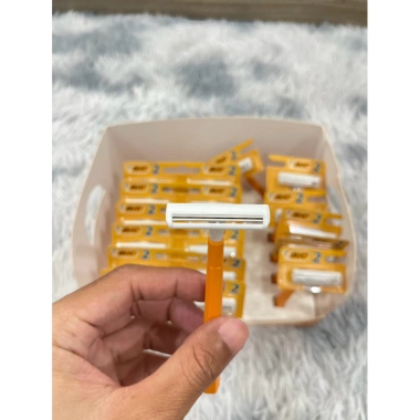 Dao Cạo BIC 2 Lưỡi Chính Hãng Vĩ 24+4 28 Cây, Giá gốc 358.400, Giảm còn 280.000 7
