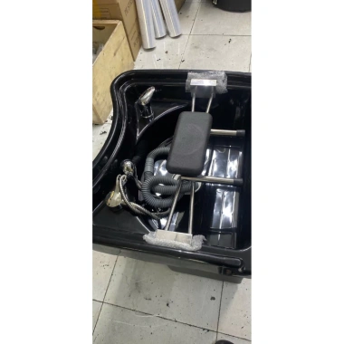 Đầu bồn gội đầu tai thỏ nhựa ốp da kèm phụ kiện y hình, giá ưu đãi 1,100,000₫
