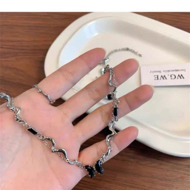 Dây chuyền mặt bướm tinh tế cho nữ - Phụ kiện thời trang ngọt ngào, không phai màu, giá ưu đãi 91.674₫ 5