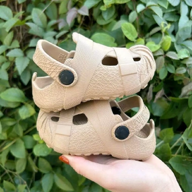 Dé bơi không tăng size cho bé trai & gái - Eva đế mềm, chống trơn trượt, 150.000 VNĐ 2.026 5