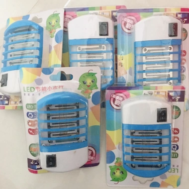 Đèn bật muỗi kèm đèn ngủ có công tắc, khử muỗi, ánh sáng dịu, giá chỉ 33.000₫