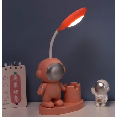 Đèn Học Để Bàn Phi Hành Gia LED Chống Cận, Kèm Đồ Chuốt Bút Chì - Giá 79.000₫