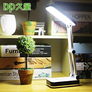 Đèn Led Bàn Học DP 666 24 Bóng Sạc iPhone Nhỏ Gọn Tiện Dụng Giá 99.000₫
