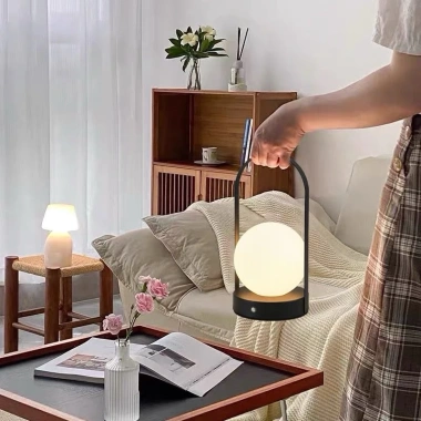 Đèn Ngủ Cầm Tay CM46 – Đèn Dã Ngoại Tích Điện, Sạc Không Dây, Giá chỉ 165k