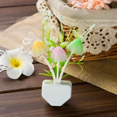Đèn ngủ cảm ứng đổi màu, hình bình hoa - Đêm sáng ngày tắt, FREESHIP, chỉ 25.000₫