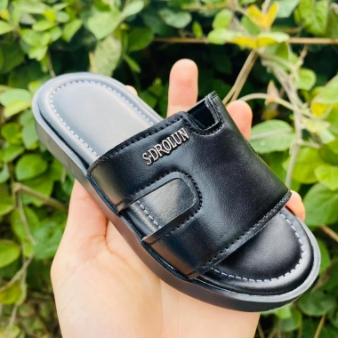 Dép Lê Bé Trai và Gái Da Cao Cấp Đế Đúc Trống Trơn, Trượt Da Mềm, Size 22-36 Giá 109k 2 Dép Lê Bé Trai và Gái Da Cao Cấp Đế Đúc Trống Trơn, Trượt Da Mềm, Size 22-36 Giá 109k 2