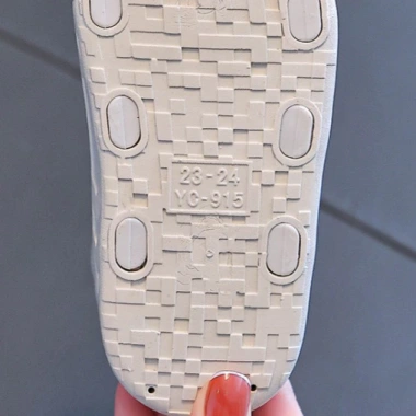 Dép quai hậu sandal bé trai và bé gái đế cao su mềm, đi học, size 21-36, chỉ 65.000₫ 8