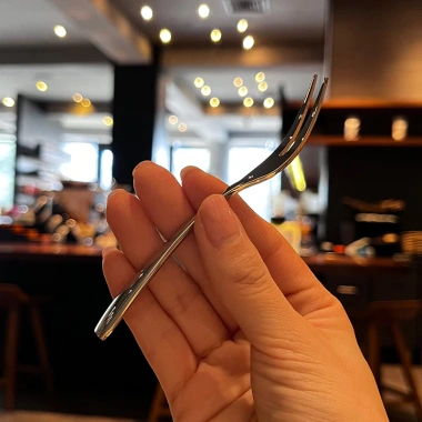 Dĩa inox 18/10 nhỏ sáng bóng ăn hoa quả - Thép không gỉ, giá chỉ 45.000 VNĐ 3