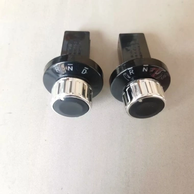 Điện Bốn Gót Shed Xe Dịch Chuyển - Bánh Răng Ngược RND, Ba Tai Xoay, Giá Ưu Đãi 85.806₫