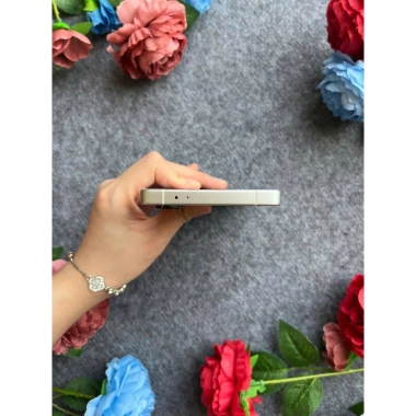 Điện thoại Meizu 21 Pro 5G 12GB/256GB Snapdragon 8 Gen 3 - Pin 5.050mAh Giá 10.550.000 VND 6 Điện thoại Meizu 21 Pro 5G 12GB/256GB Snapdragon 8 Gen 3 - Pin 5.050mAh Giá 10.550.000 VND 6
