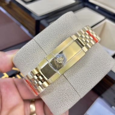 Đồng hồ nam RoLex Sapphire RA82 case đen viền đá, máy cơ Automatic Nhật 2.55 triệu
