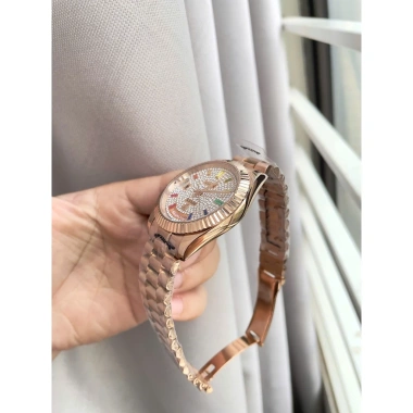Đồng Hồ Rolex Full Đá Mặt Siêu Hot Máy Cơ Nhật 41mm - Giá Ưu Đãi 3,250,000 VNĐ 7 Đồng Hồ Rolex Full Đá Mặt Siêu Hot Máy Cơ Nhật 41mm - Giá Ưu Đãi 3,250,000 VNĐ 7