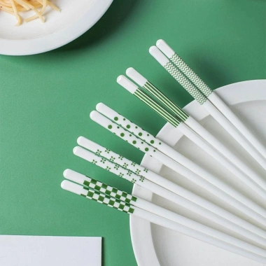 Đũa Sushi Gốm 5 Đôi Họa Tiết Hình Học Chống Bỏng-Phong Cách Ins, Giá Ưu Đãi 147k
