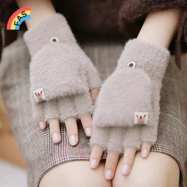 Găng Tay Nửa Ngón Dệt Kim Nhung Thu Đông - Cô Gái Hoạt Hình Dễ Thương, Giá 40.600₫ 4