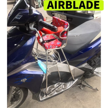 Ghế ngồi xe máy tay ga Airblade gập inox, vòng xe cho bé, phù hợp AB IMPLUSE FREEGO PCX, giá ưu đãi 260.400 VND 3 Ghế ngồi xe máy tay ga Airblade gập inox, vòng xe cho bé, phù hợp AB IMPLUSE FREEGO PCX, giá ưu đãi 260.400 VND 3