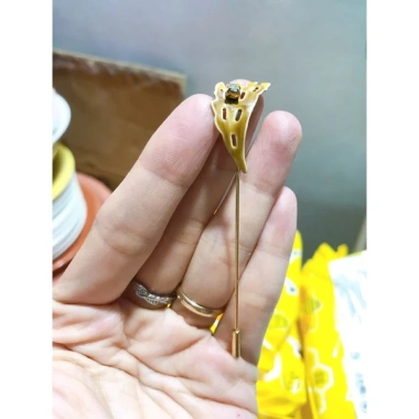 Ghim cài áo dáng dài chất liệu bền, giá chỉ 15.000 VND khuyến mãi đặc biệt 2
