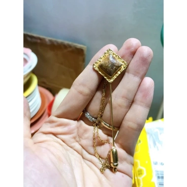 Ghim cài áo dáng dài chất liệu bền, giá chỉ 15.000 VND khuyến mãi đặc biệt 3