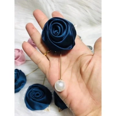 Ghim cài áo vest hoa hồng vải sang trong - Giá chỉ 35.000đ, tinh tế, thời trang