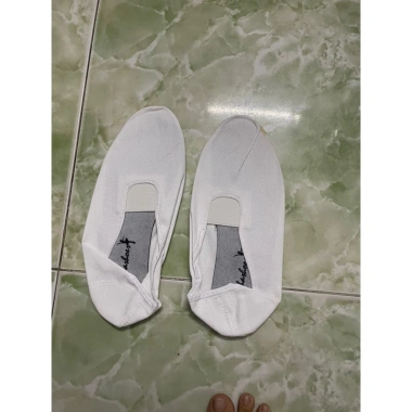 Giày Bata Nam Size 40 New N1 Giá 15.000 VND Siêu Nhẹ Độ Bám Cao Thoải Mái