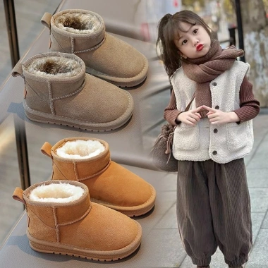 Giày bông giữ ấm cho bé gái mùa đông - Chống trượt tuyết, lót bông siêu ấm, giá ưu đãi 352.009₫ 2