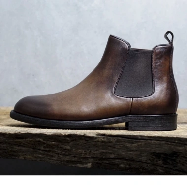 Giày Boot Chelsea Da Bê Đen Nâu Mũi Tròn Vương Quyền - Nam Tính Mạnh Mẽ ZANE