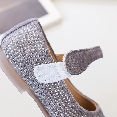 Giày công chúa thời trang ngọt ngào hình mèo Kitty pha lê size 23-34 giảm giá