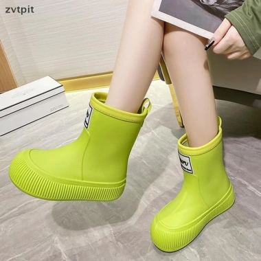 Giày đi mưa mắt cá chân nữ Chelsea chống nước, bốt ngắn giá 222.480₫