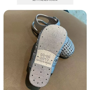 Giày sandal công chúa dệt rỗng bé gái mùa hè - Đế caosu, quai PVC mềm 79.000 VND 8 Giày sandal công chúa dệt rỗng bé gái mùa hè - Đế caosu, quai PVC mềm 79.000 VND 8