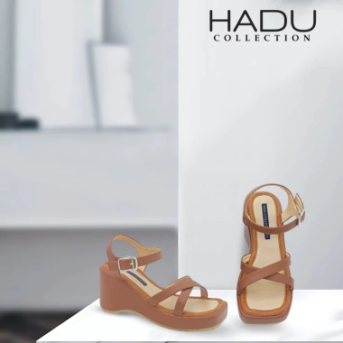 Giày Sandal Đế Xuồng Quai Chéo XIARA Da PU, Đế Cao Su Chống Trơn, BH 12 Tháng – 346.000₫